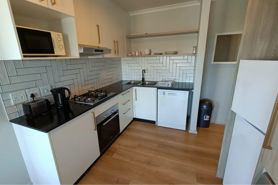 To Let 2 Bedroom Property for Rent in Waves Edge Western Cape